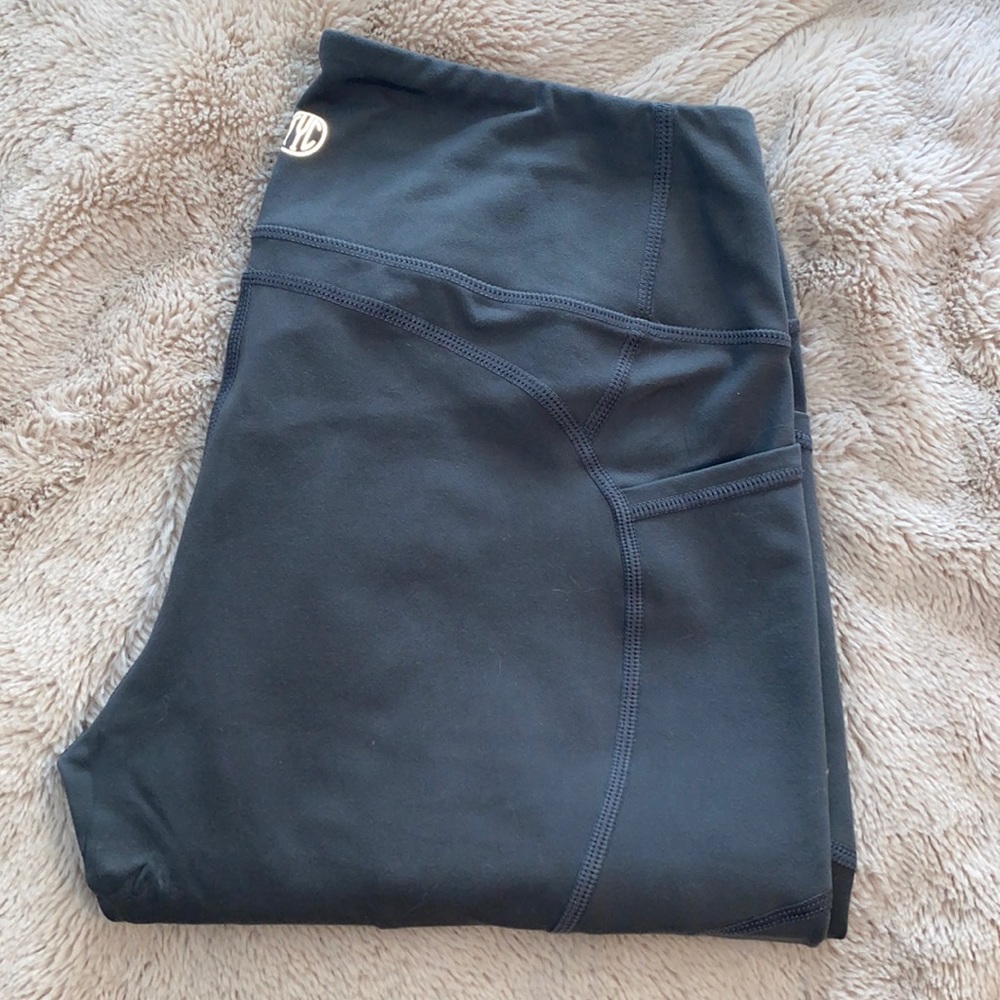Til You Collapse - Effortless Heart Booty Leggings - XL